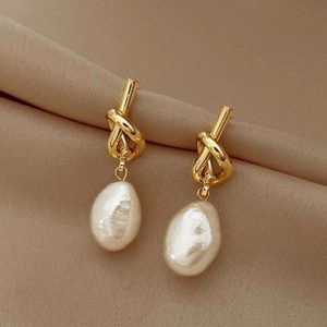 22.3.jpg 1Pair Knotted Pearl Minimalist Elegant Luxury Trendy Design Earrings